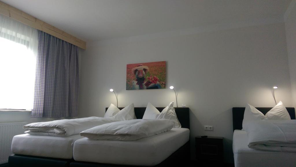 Gaestehaus Zum Steirischen Kuss Aich  Kültér fotó